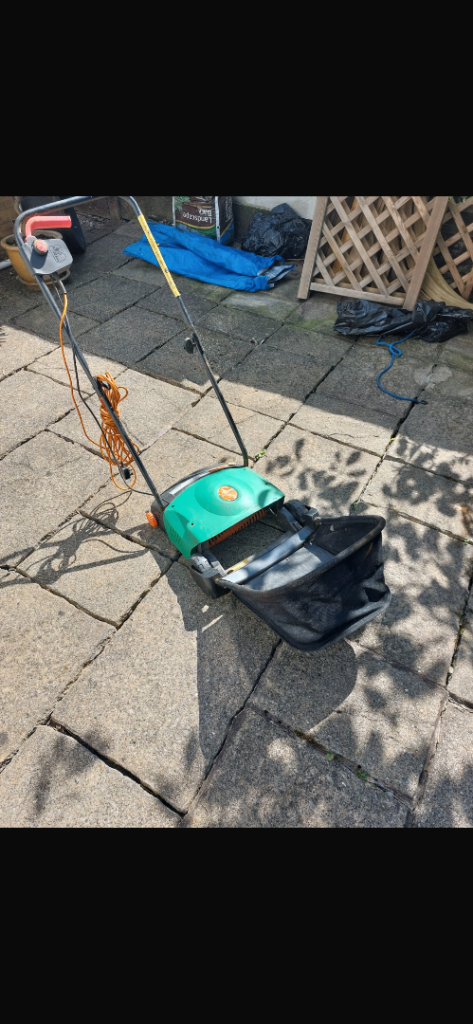 Electric Lawn Rake 