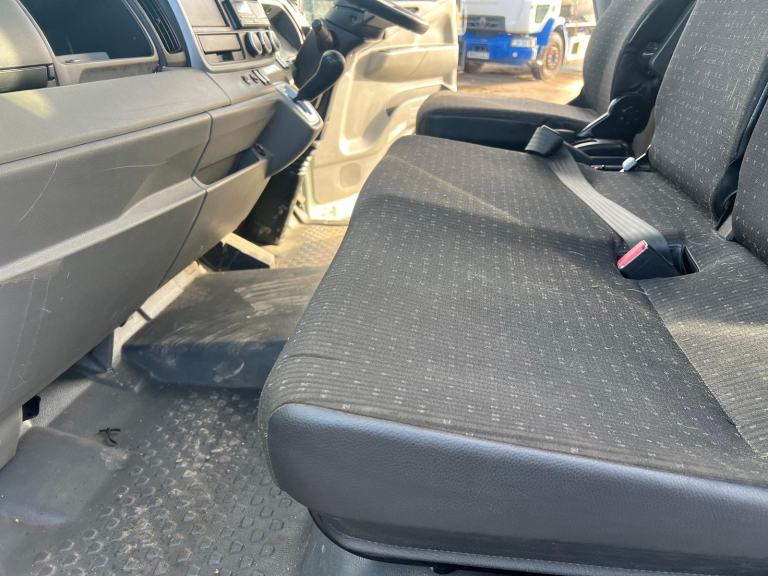 2022 Mitsubishi Canter 70C18 20FT FLAT , ONLY 66,972 MILES 