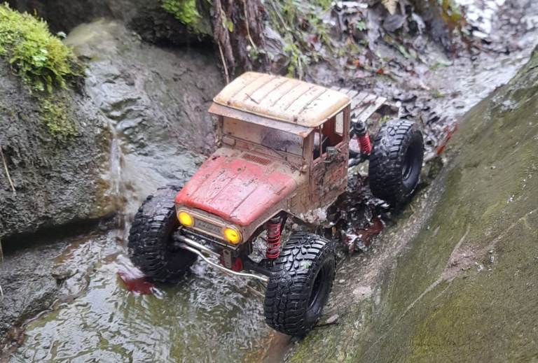 Rc rock crawler