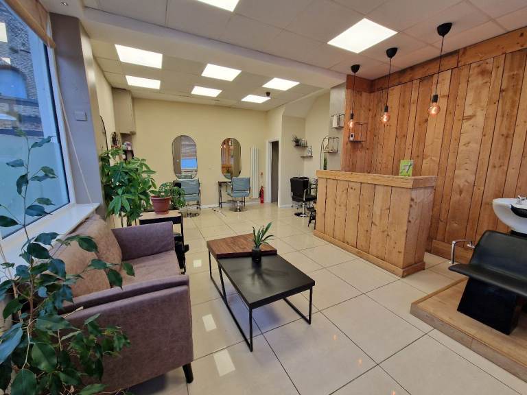 CHAIR RENTAL & TREATMENT ROOM, Fulham, 