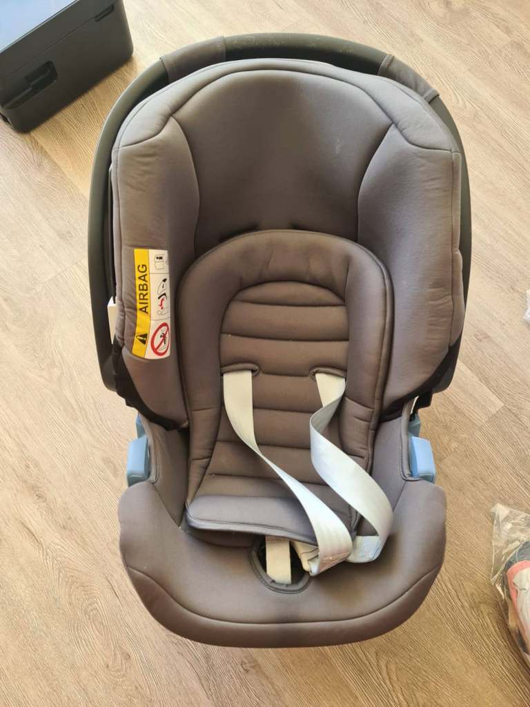 Baby car seat