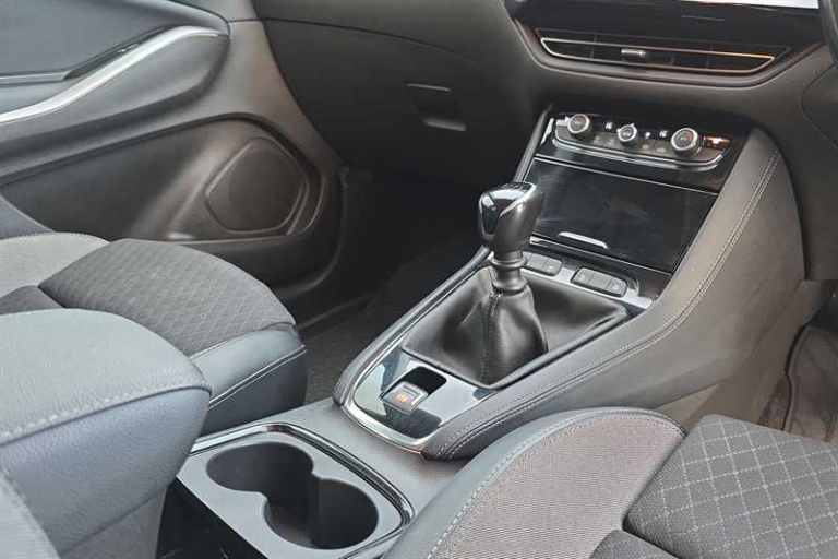 2022 Vauxhall Grandland 1.2 Turbo Elite 5dr HATCHBACK PETROL Manual