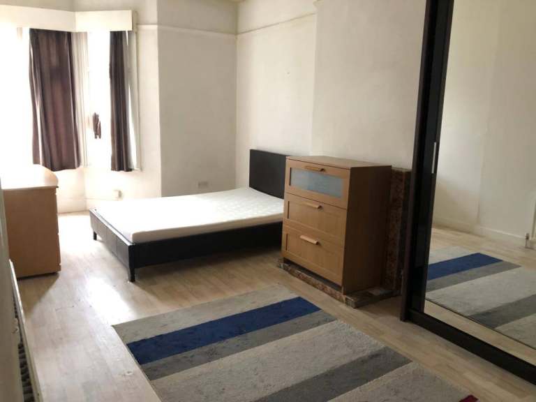 image for XL single room x 1p