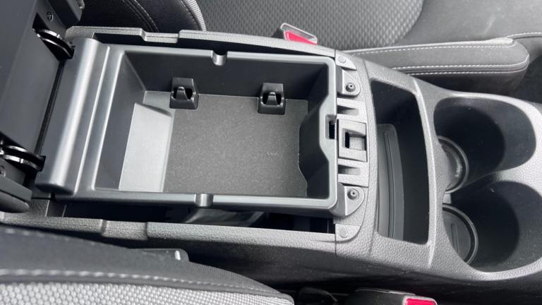 Nissan qashqai N1.5 dCi 115 N-Connecta 5dr 2 owners full Nissan history stunning