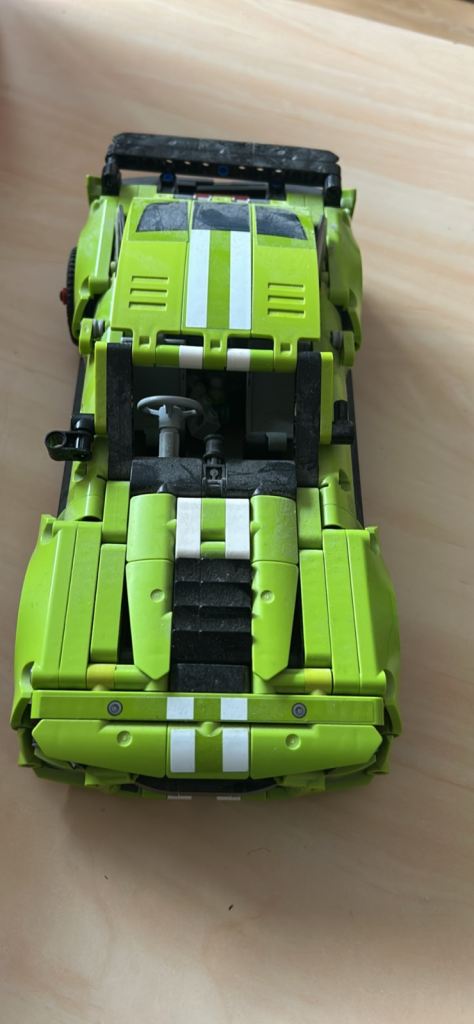 Lego technics ford mustang Shelby GT500