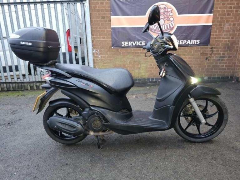 Piaggio Liberty S 125 i-get - 2021 TOP BOX - 2 Keys - HPI CLEAR - HEATED GRIPS