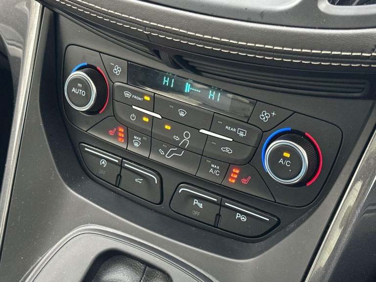 2018 Ford Kuga 2.0 TDCi 180 5dr Auto HATCHBACK DIESEL Automatic