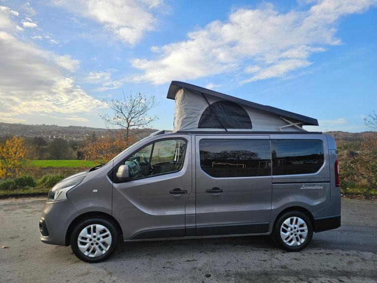 RENAULT TRAFIC 1.6 DCi SPORT LEISURE DRIVE FACTORY CONVERSION CAMPERVAN 2018 