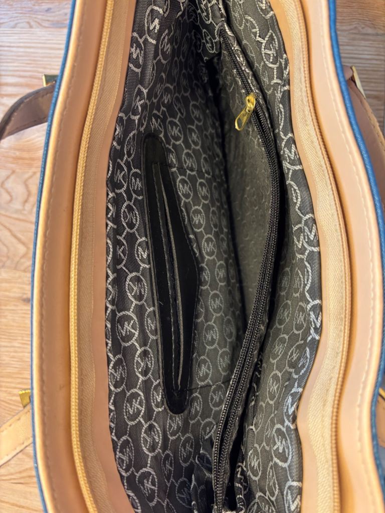 Michael Kors Handbag Shopper Weekender maritime 