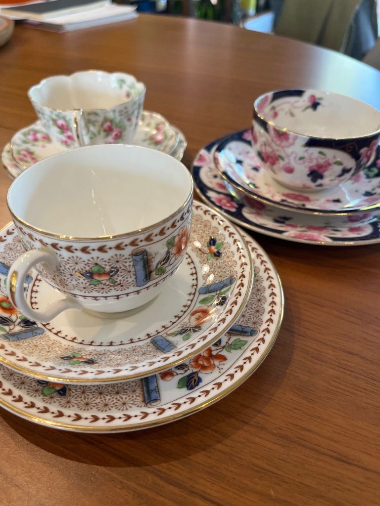 Afternoon tea sets