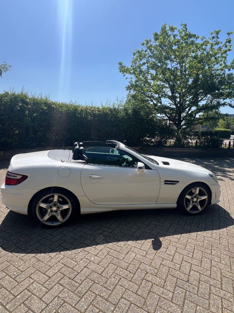 WHITE AMG Mercedes-Benz, SLK, Convertible 2015 , Semi-Auto, 2143 (cc), 2 doors