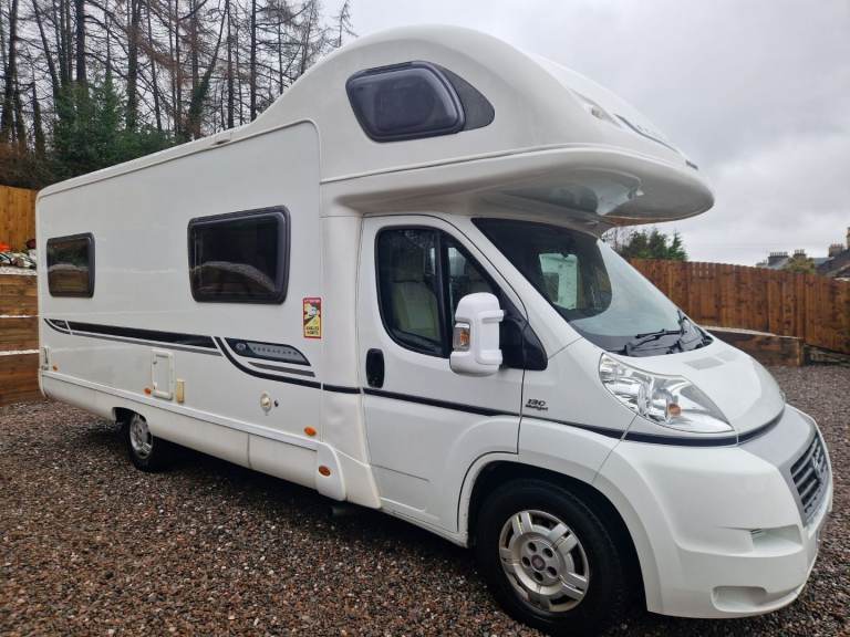 Top Spec Motorhome Bessecarr E495 Great Layout 