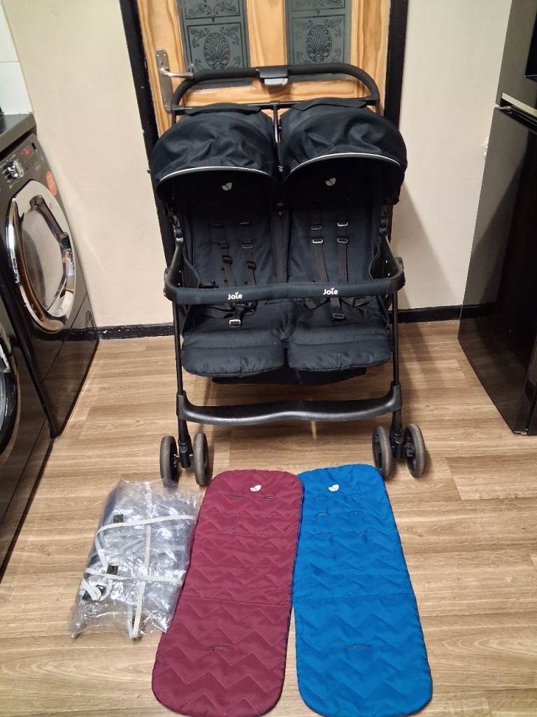 Pushchair double DELIVERY AVALIABLE 