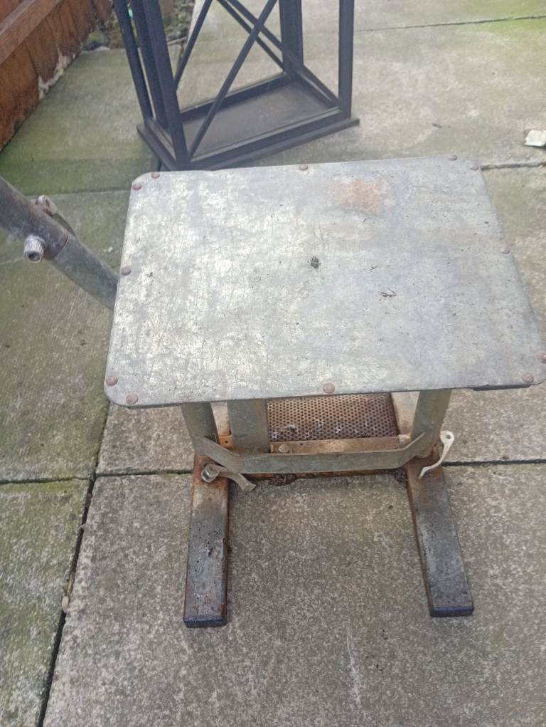 Motocross bike stand 