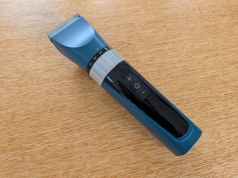 Oneisall pet Clipper and accessories