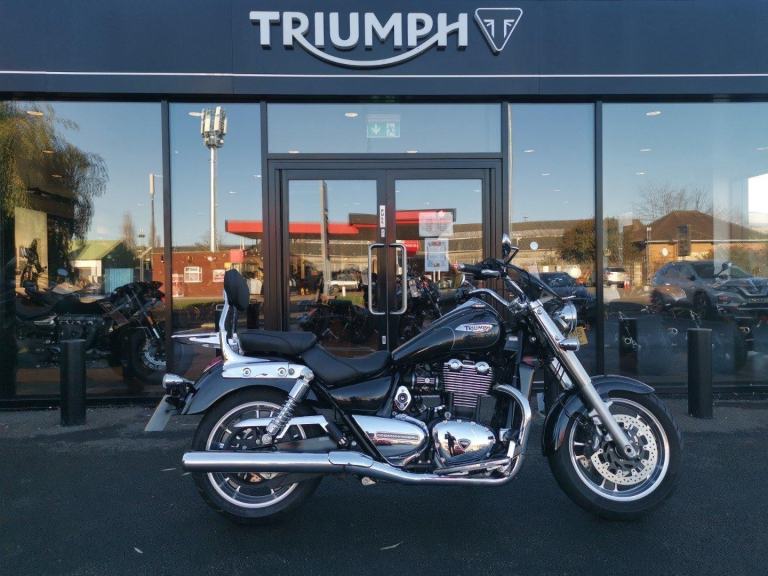 Stunning 1700cc Triumph Thunderbird Commander, 1 owner, 10211miles