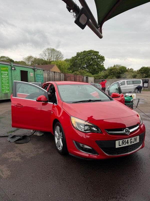 Vauxhall, ASTRA, Hatchback, 2014, Manual, 1598 (cc), 5 doors