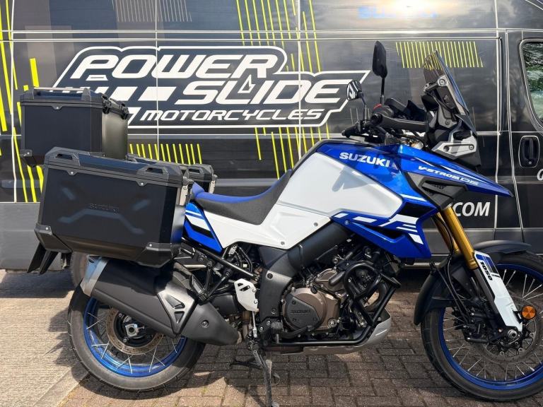 2025 Suzuki V Strom 1050 DE Tour