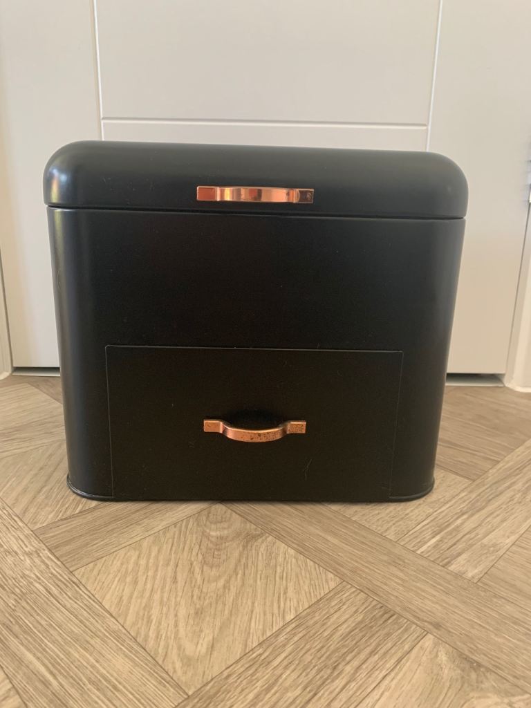 Black Bread Bin with Copper Handles 