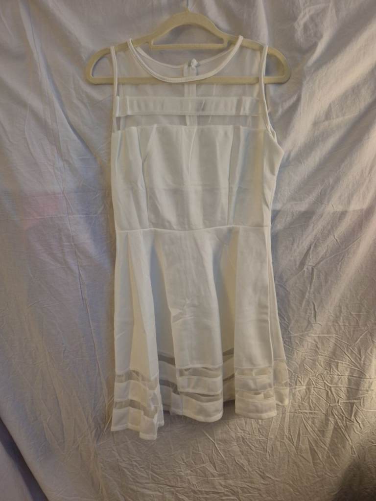 New women skater dress size M