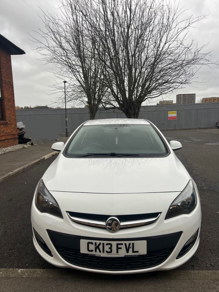 Vauxhall Astra 2013