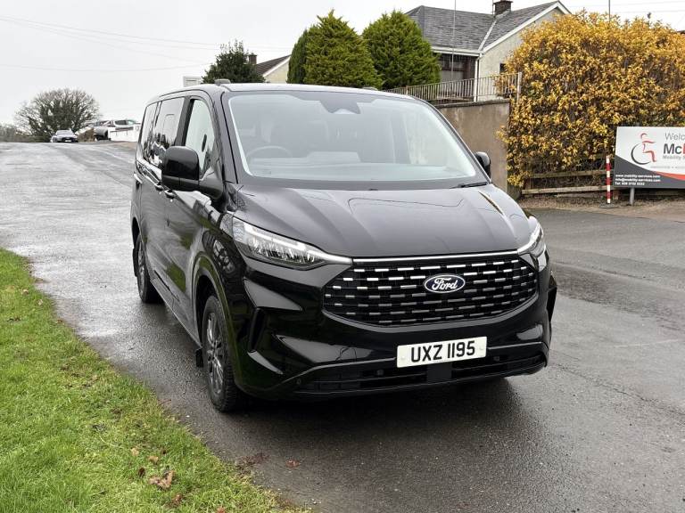 2024 Ford Tourneo Custom Family Wheelchair Accessible Vehicle 