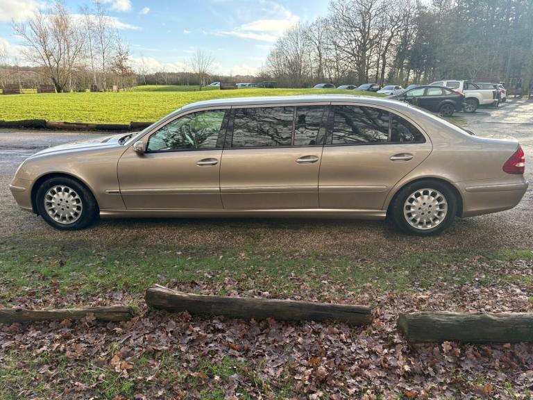 2005 Mercedes-Benz E Class E350 limousine  ESTATE Petrol Manual