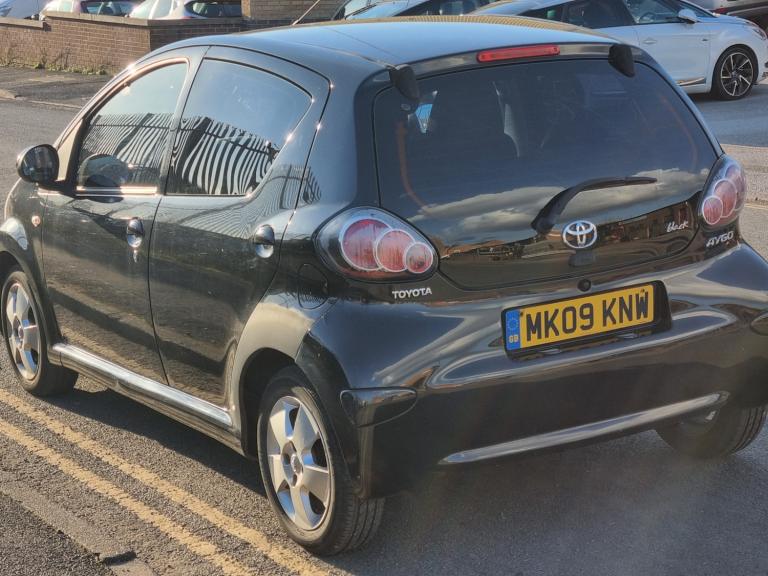 2009 Toyota AYGO 1.0 VVT-i Black 5dr [AC] MMT HATCHBACK Petrol Automatic