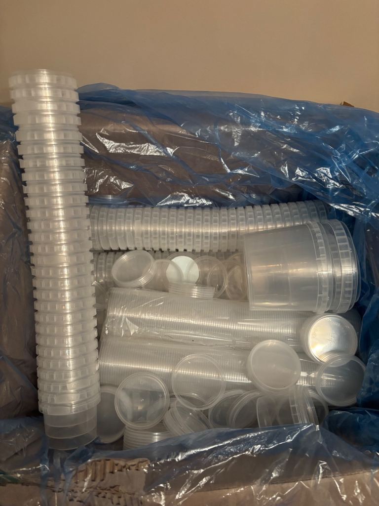 Large Job Lot: Tamper-Evident Plastic Tubs with Lids (Clear)