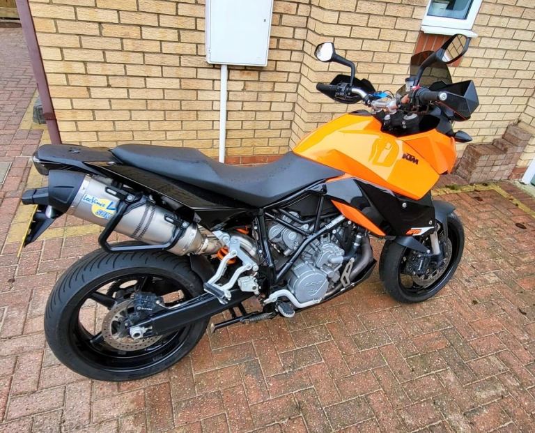 KTM, SUPERMOTO, 2011, 1000 (cc)
