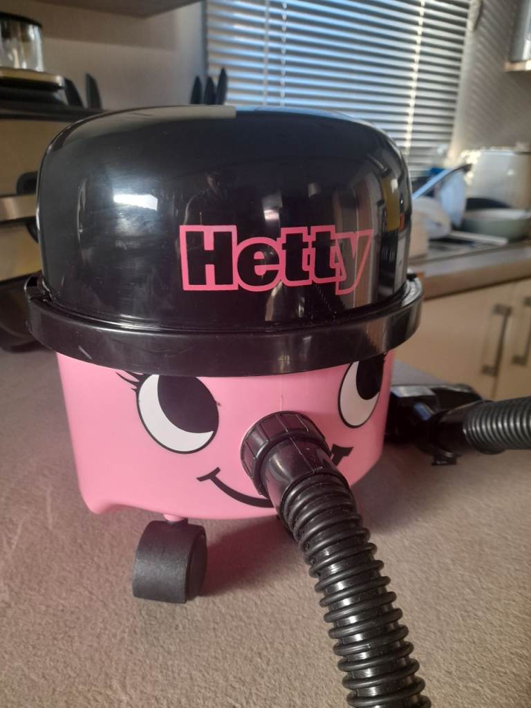 HETTY Hoover vacuum cleaner Toy