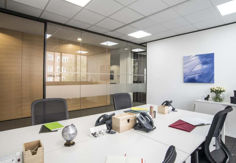 Furnished offices to rent in *London Bridge*. Office Spaces for 3 to 45 desks SE1