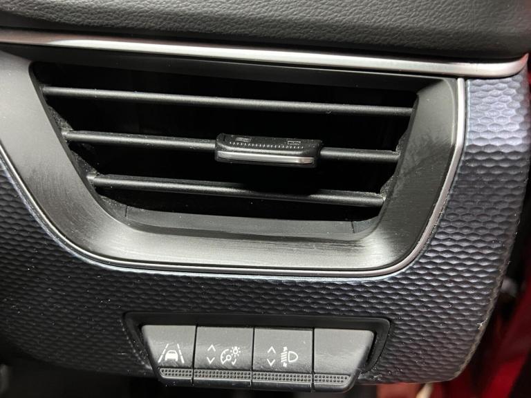 2022 Renault Arkana 1.3 TCe MHEV Iconic EDC 2WD Euro 6 (s/s) 5dr COUPE Petrol Automatic