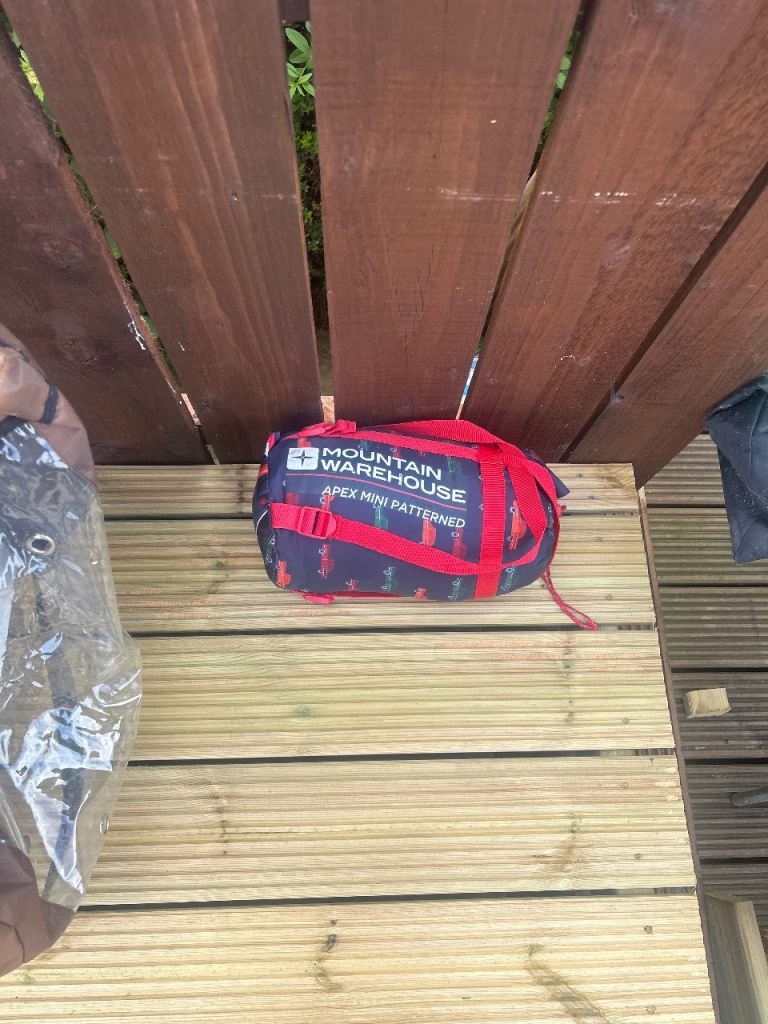 Free Kids Mountain Warehouse Apex Patterned Sleeping Bag – Good Condition