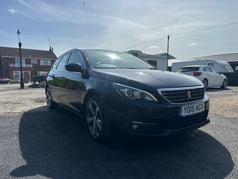 2019 Peugeot 308 estate diesel automatic 124000 miles very clean
