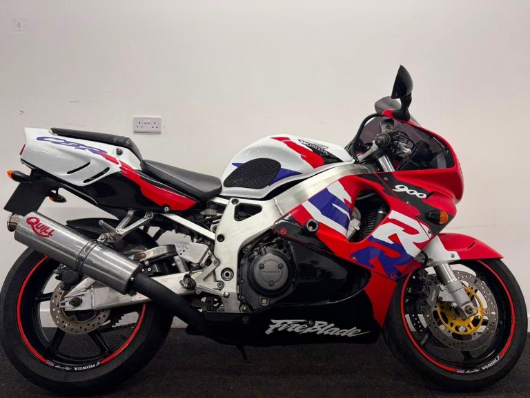 HONDA CBR900RR FIREBLADE ** 12 MONTH MOT - QUILL EXHAUST - WARRANTY ** 