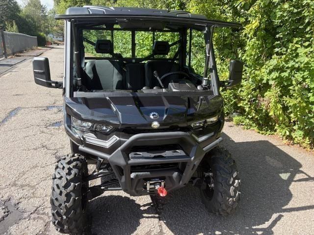 Canam Traxter HD10 XT 25 - Marsh Powersports Special Edition- NOW REDUCED!