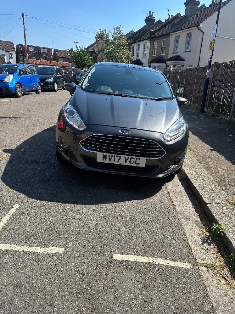 Ford, FIESTA, Hatchback, 2017, Semi-Auto, 1597 (cc), 5 doors