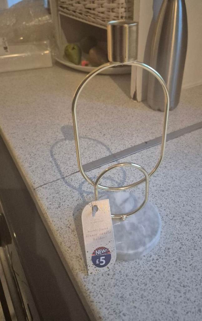 Candle holder 