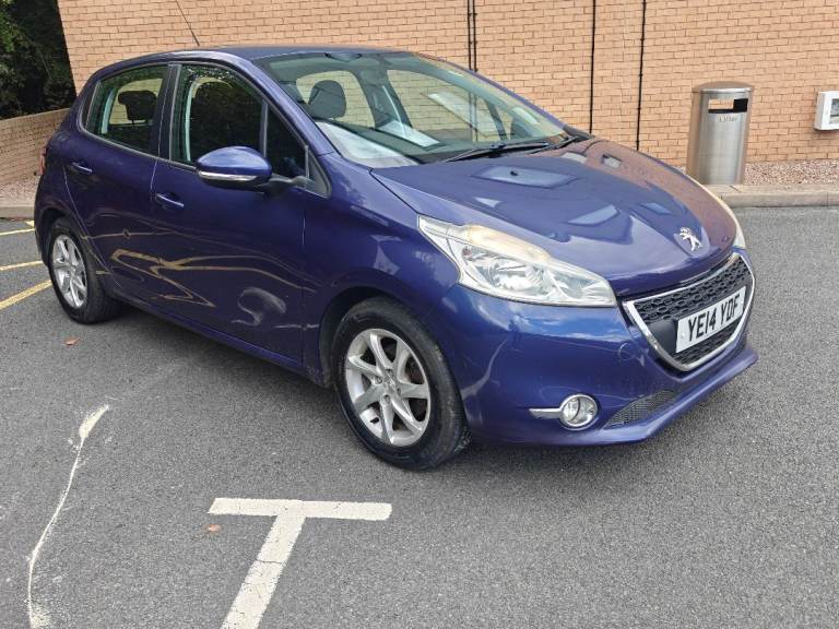 Peugeot, 208, Hatchback, 2014, Manual, 1398 (cc), 5 doors