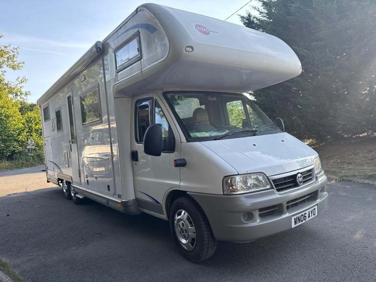 BURSTNER ARGOS 748/2 2006