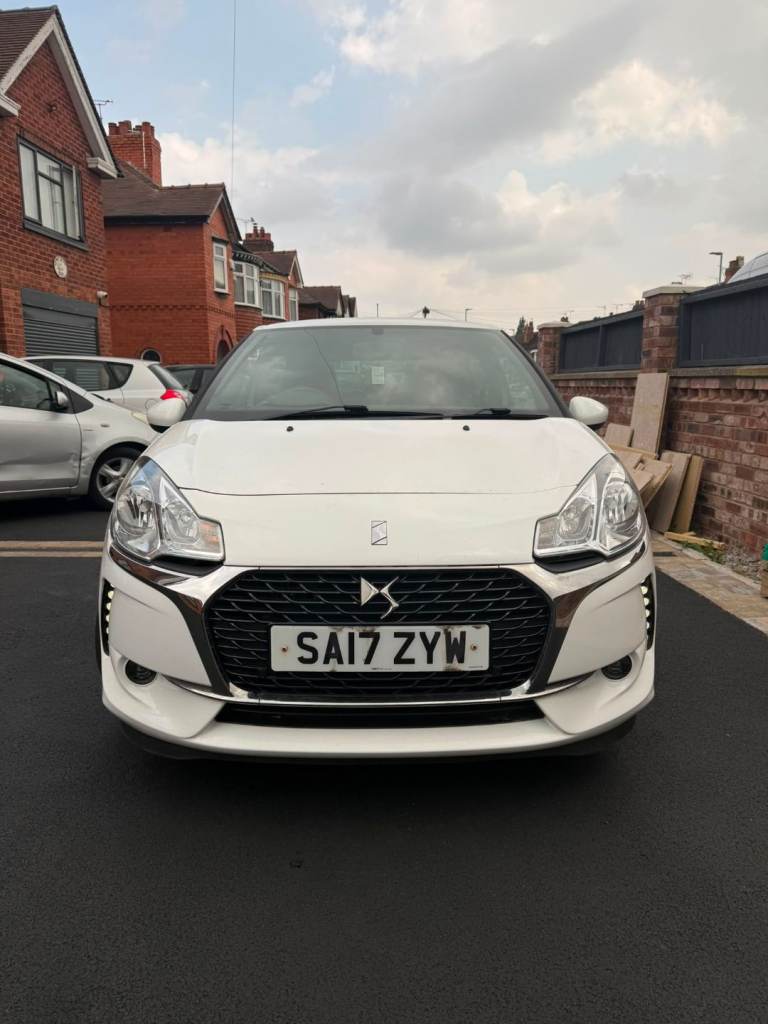 DS, DS 3, Hatchback, 2017, Manual, 1560 (cc), 3 doors