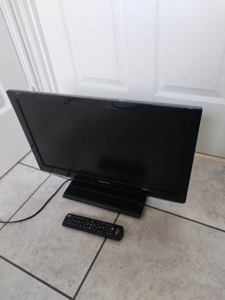 Toshiba 22inch tv /dvd player 