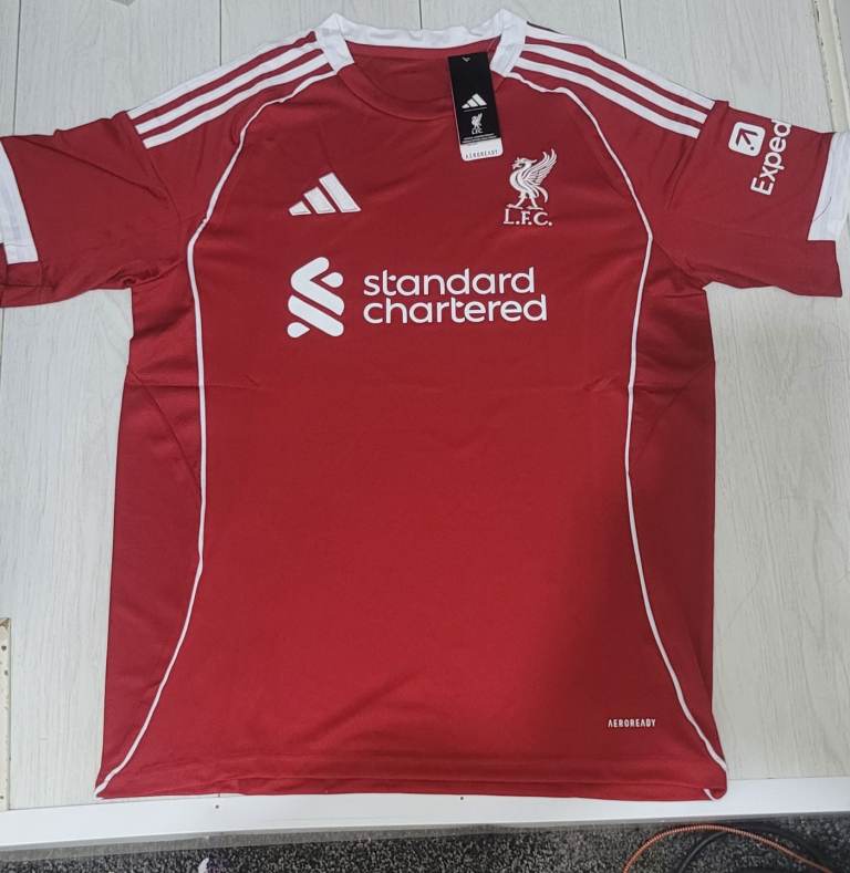 Liverpool fc football shirt 25/26 large 