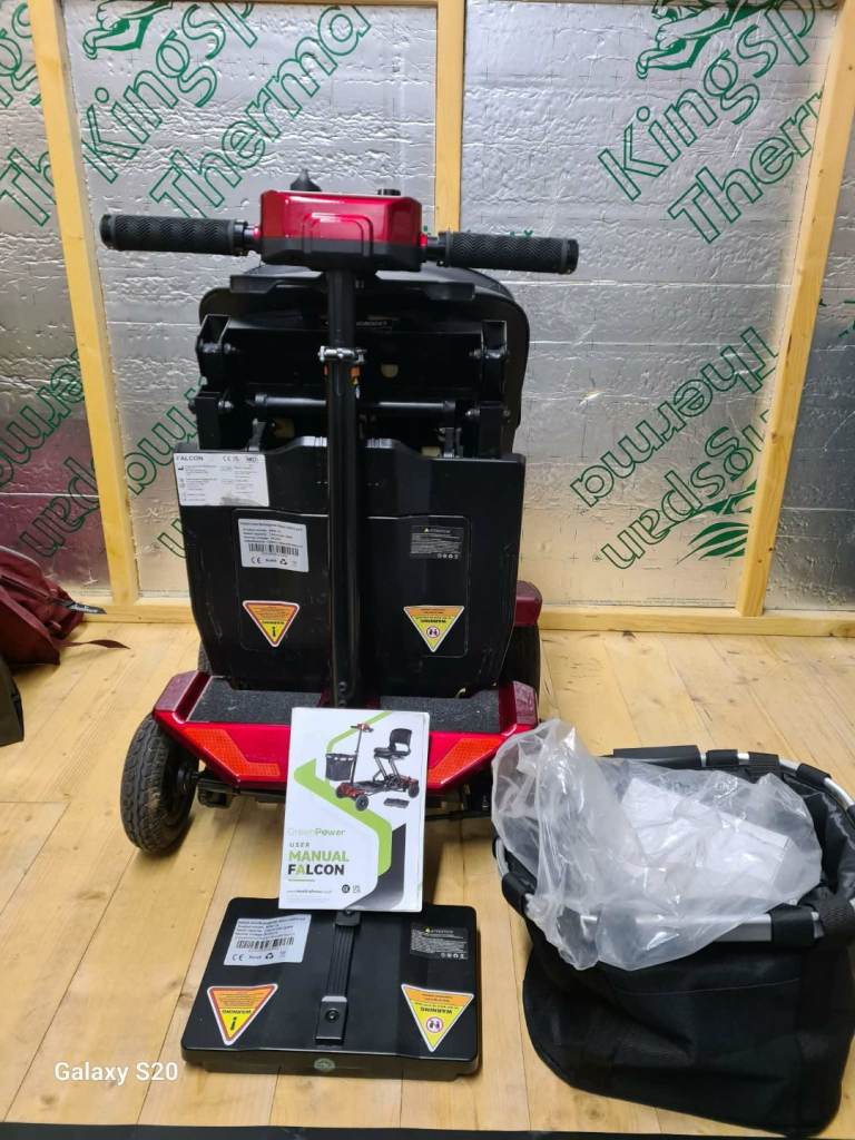 New auto fold mobility scooter 1 spare battary included can deliver 