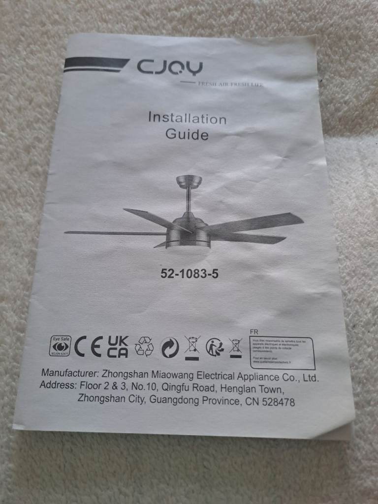 White ceiling fan (& remot control) for conservatory/ sun room or livingroom (BNIB) 