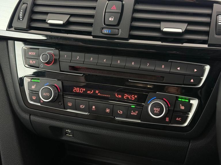 2017 BMW 4 Series 3.0 440i M Sport Auto Euro 6 (s/s) 2dr COUPE Petrol Automatic