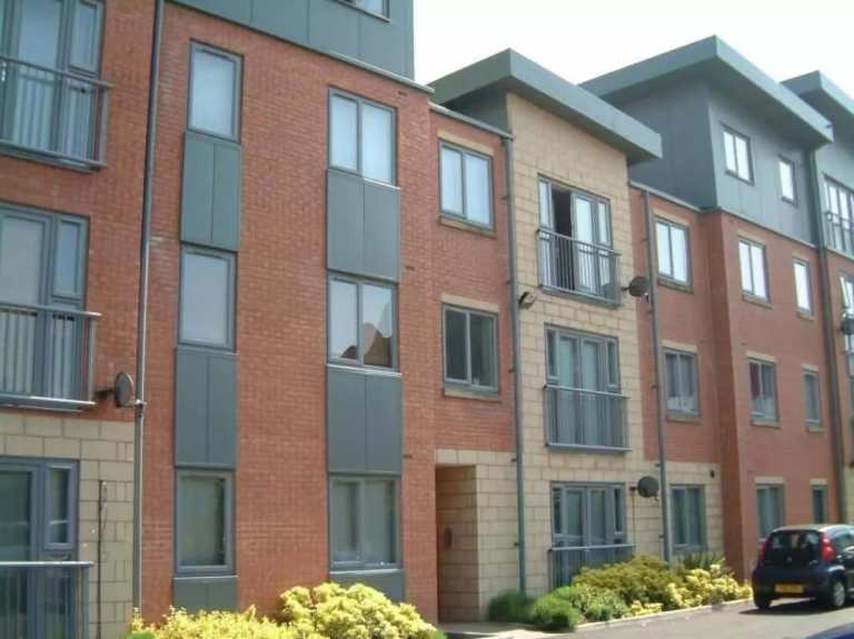 2 Bedroom 2 Bathroom Apartment in Central Preston for rent