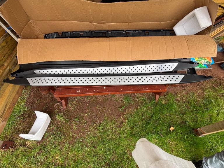 BMW x5 E70 2007-2013 side steps like new