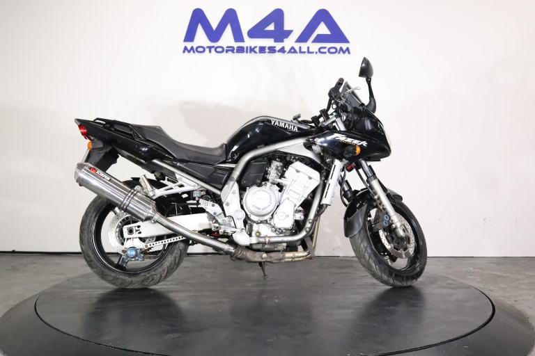 YAMAHA FZS1000 FZS 1000 2001 FAZER 1000
